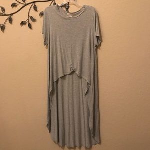 Grey hi-low tee